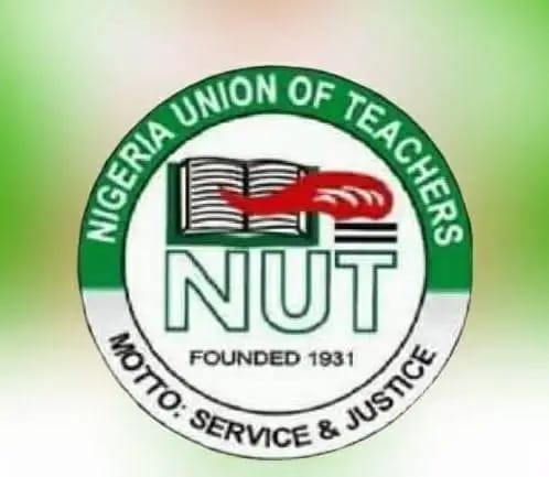 nut-commends-oyo-state-govt-over-recruitment-of-19500-teachers-in-5-years.jpg