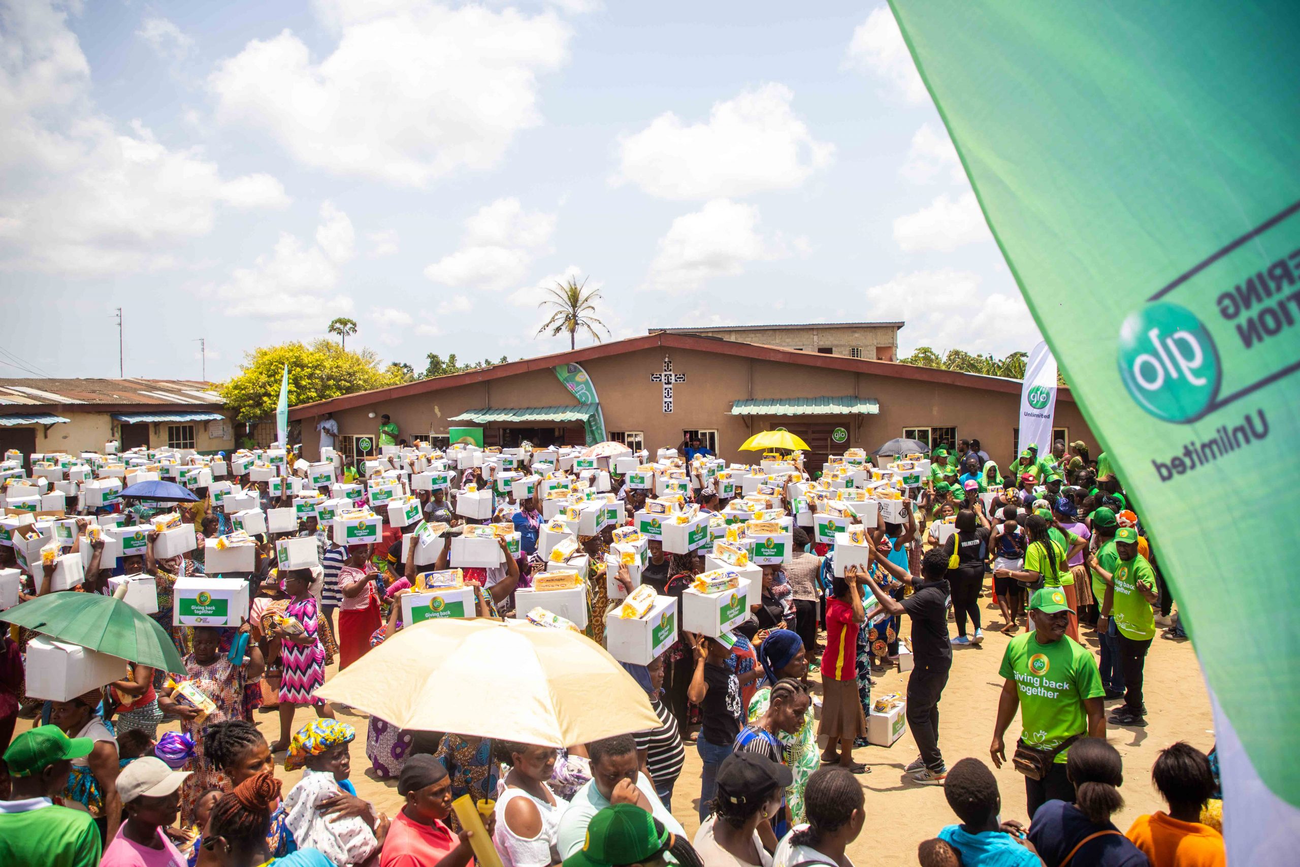 glo-spreads-joy-further-as-thousands-more-benefit-from-food-drive-initiative.jpg
