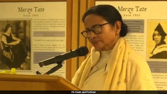 mamata-emphasises-unity-communal-harmony-counters-disruptions-in-historic-oxford-address.jpg