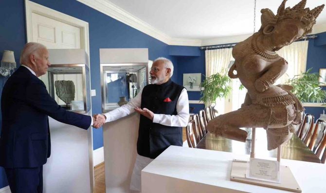 us-returns-588-antiquities-to-india-297-received-in-2024-says-government.jpg