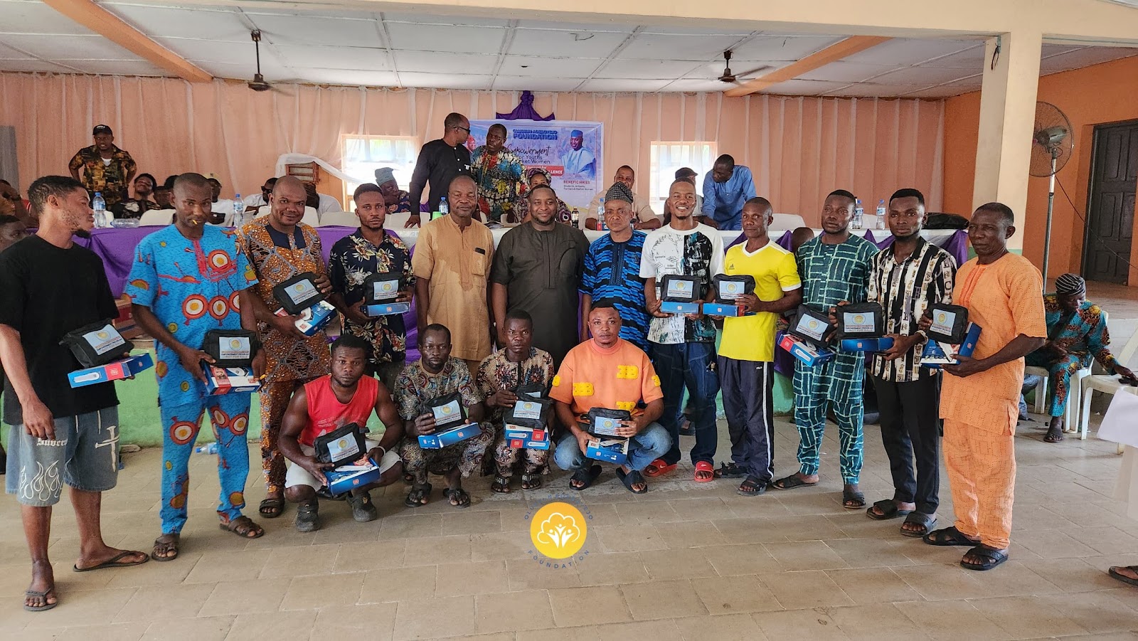 adeboyejo-foundation-empowers-800-residents-pledges-support-for-oyebanjis-re-election.jpg