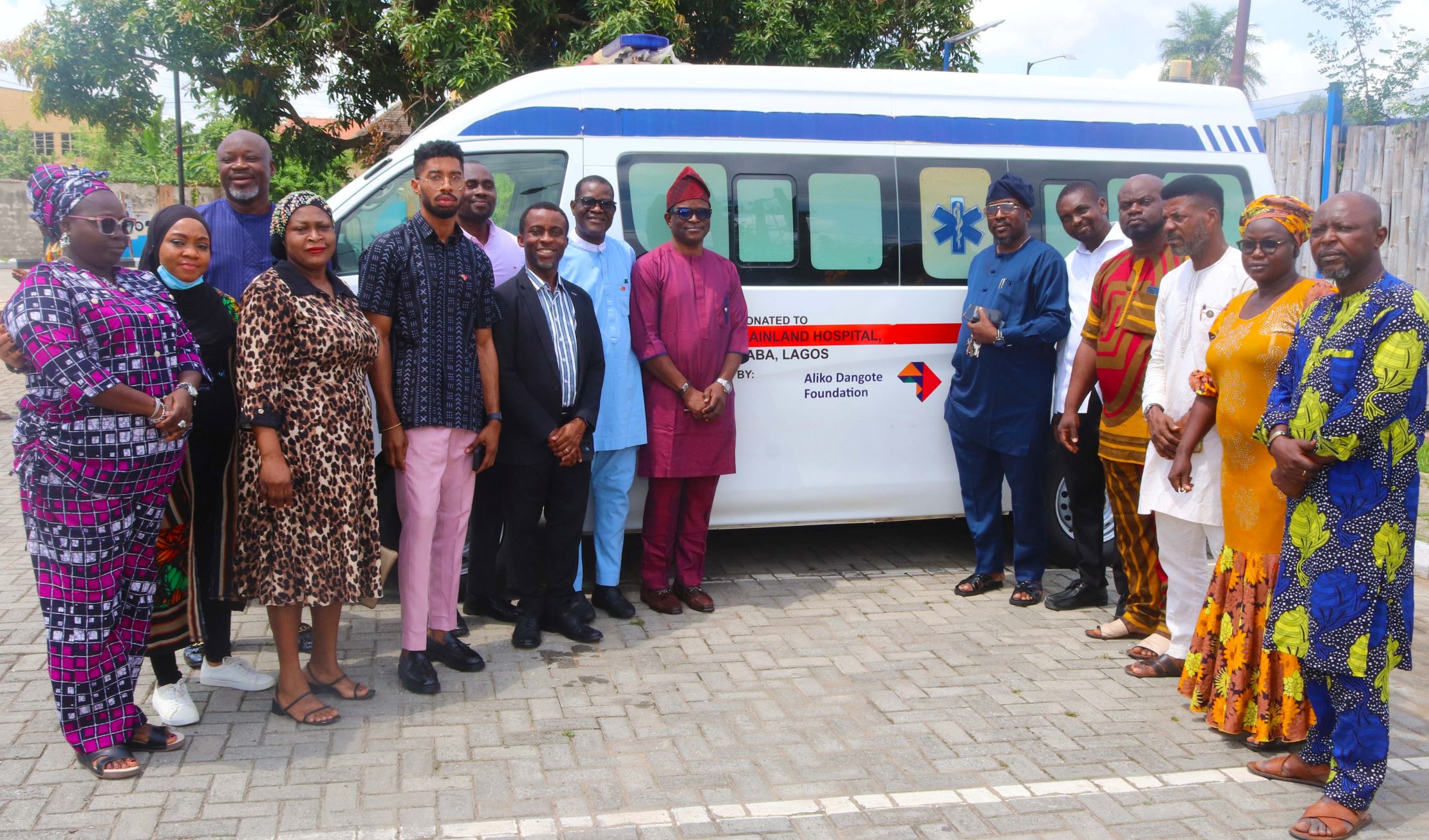 aliko-dangote-foundation-donates-ambulance-to-mainland-hospital-after-10-year-wait.jpg