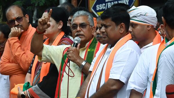 bjp-leaders-spark-row-with-repeated-calls-for-hindus-to-keep-weapons-tmc-cries-incitement-to-violence.jpg