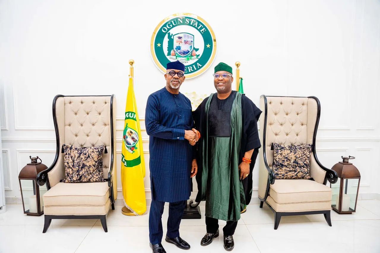 governor-abiodun-salutes-aare-emmanuelking-at-50.jpg