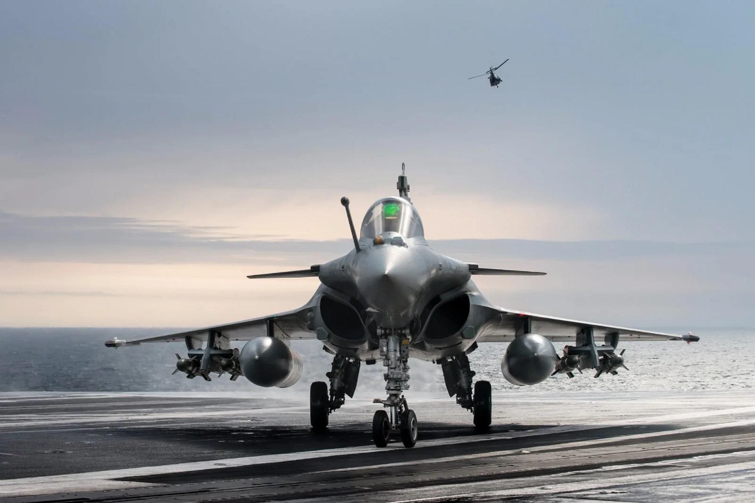india-france-ink-pact-sealing-rs-64k-cr-deal-to-procure-26-rafale-jets-for-indian-navy.jpg