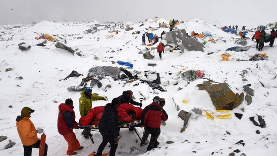nepal-to-restrict-mt-everest-to-only-those-who-have-done-7k-mtrs-climbs.jpg