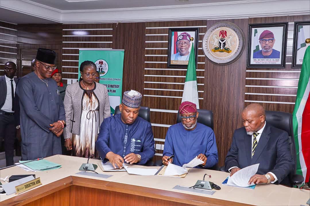nigeria-south-africa-sign-pact-on-mining-development.jpg