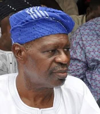 oyosubeb-chair-adeniran-mourns-late-yekini-adeojo.jpg