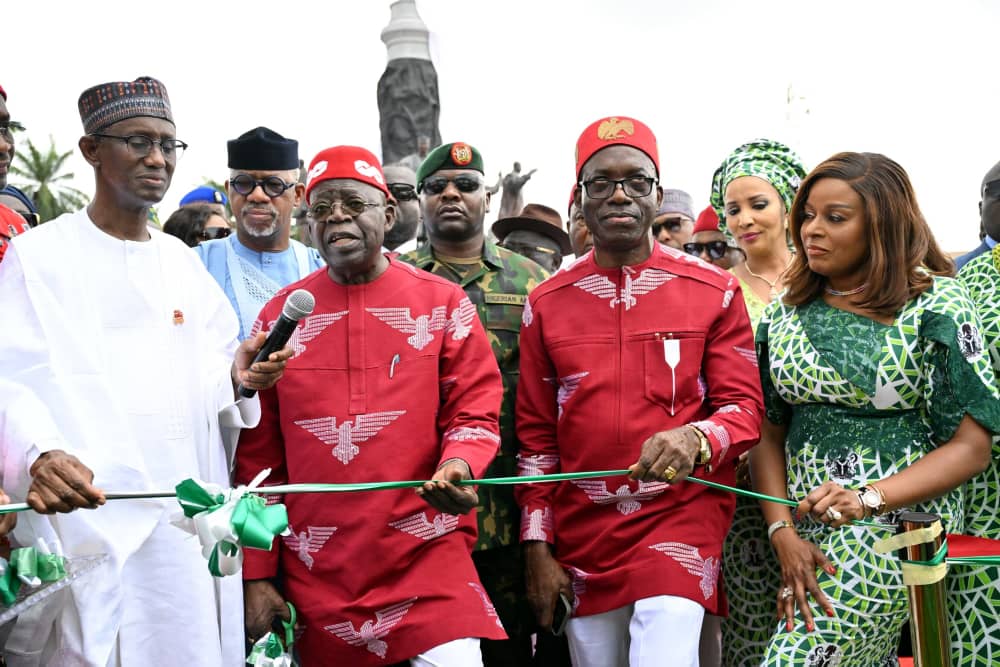 anambra-president-tinubu-pledges-to-tackle-erosion-reactivate-gas-plan-integrate-state-into-national-rail-system.jpg