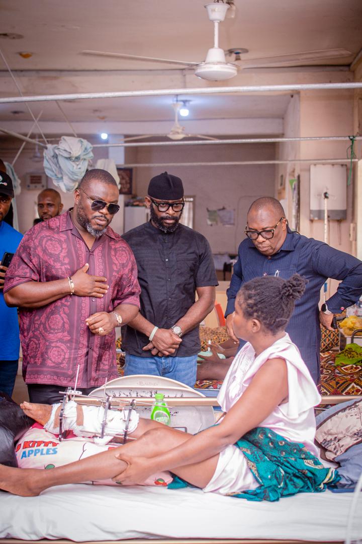 don-lulu-foundation-brings-smiles-to-fmc-umuahia-pays-off-patients-medical-bills.jpg