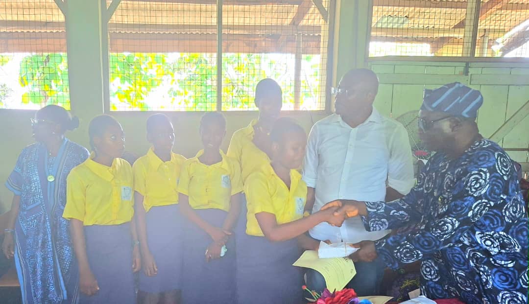 engr-gbenga-owolabi-hosts-annual-scholarship-and-essay-competition-in-ife-north-lg-1.jpg