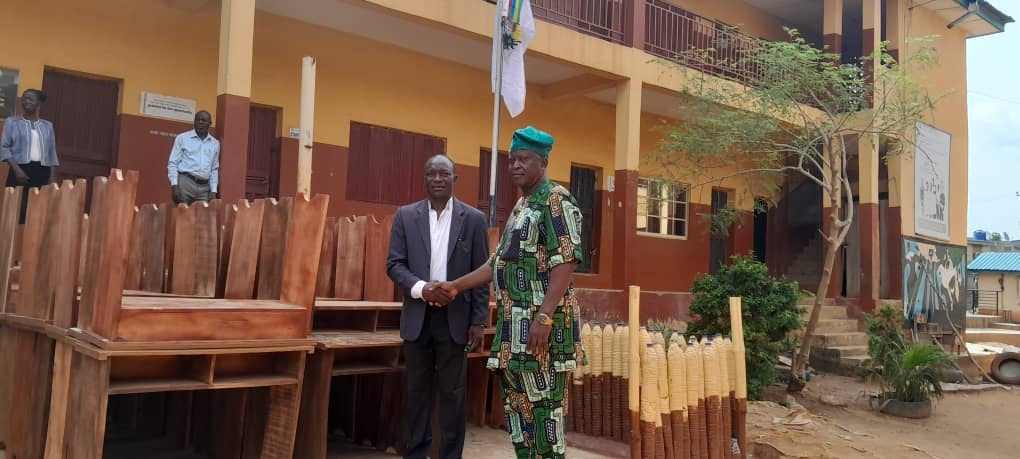 hon-segun-odunmbaku-distributes-500-desks-benches-to-boost-learning-in-ojodu.jpg