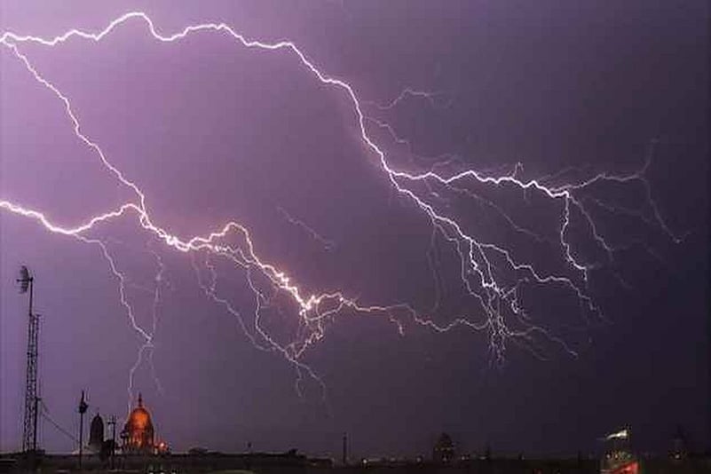 imd-warns-of-gusty-winds-lightning-and-rain-across-bengal-till-may-6.jpg