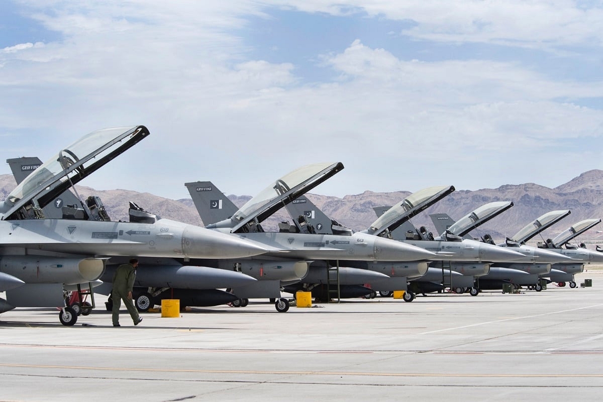 india-closes-airspace-for-pakistani-aircraft-installs-jammers-on-western-border.jpg