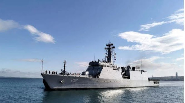 india-strikes-back-26-naval-ships-set-sail-towards-pakistan-as-tensions-escalate.jpg