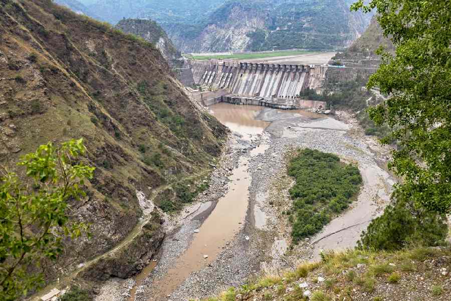 indus-waters-treaty-how-india-plans-to-punish-pakistan-by-increasing-water-drawn-from-chenab.jpg