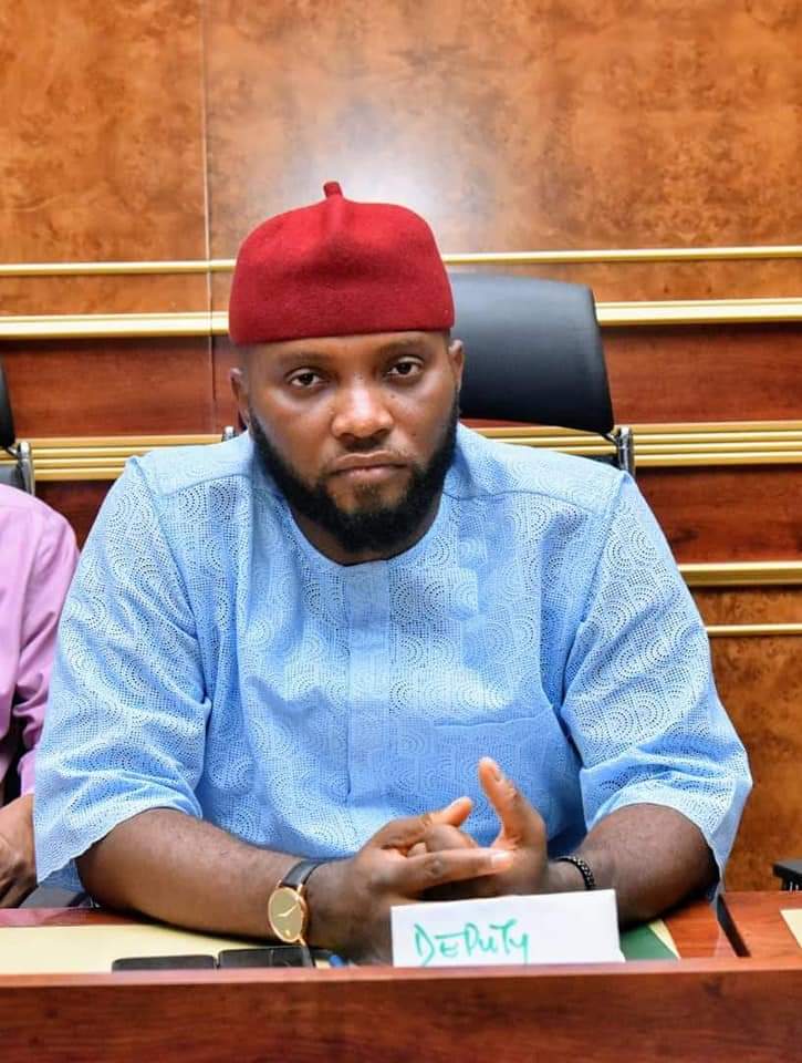 iwuanyanwu-thanks-gov-uzodimma-for-keeping-true-to-promise-of-new-general-hospital-in-nwangele-lga.jpg