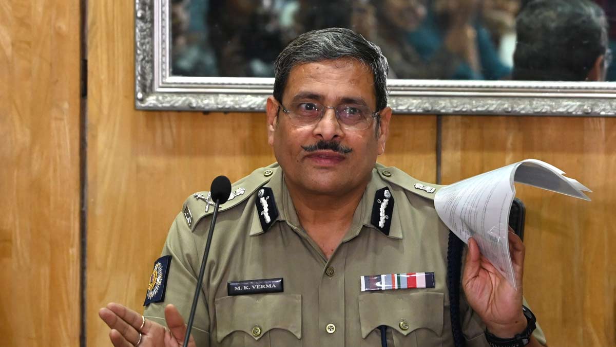 kolkata-police-tightens-surveillance-amid-reports-of-pakistani-flag-misuse-to-prevent-communal-unrest.jpg