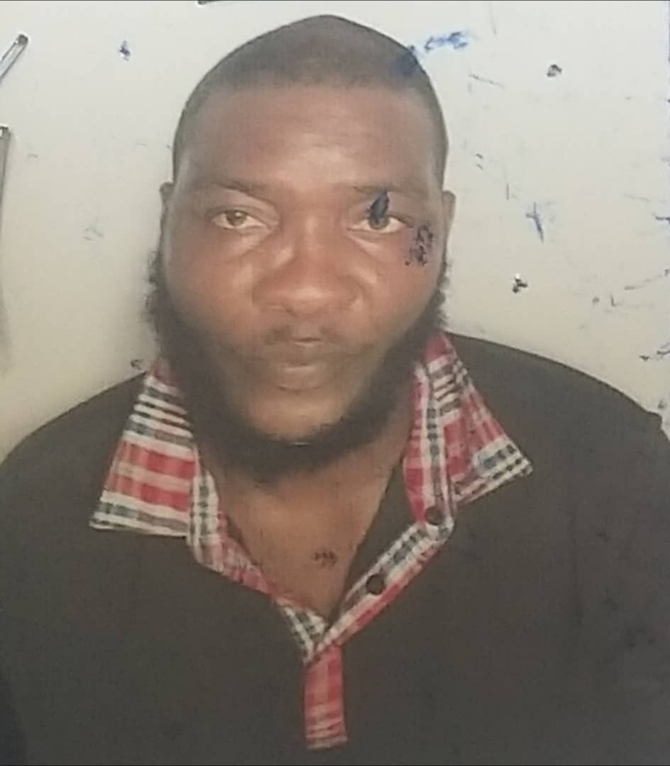 man-catches-neighbour-36-allegedly-having-sex-with-daughter12.jpg