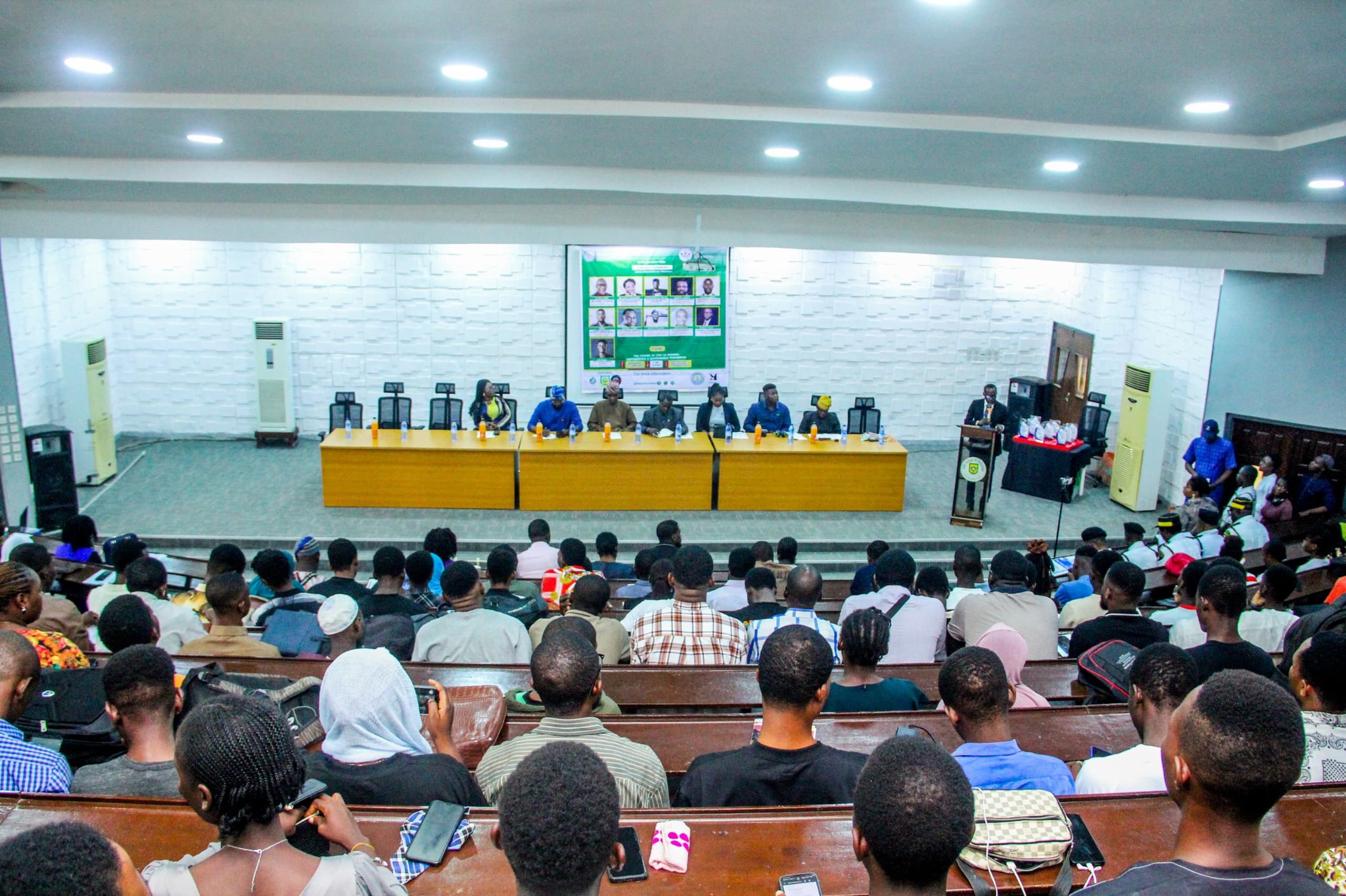 photos-500-lagos-students-begin-cng-conversion-training.jpg