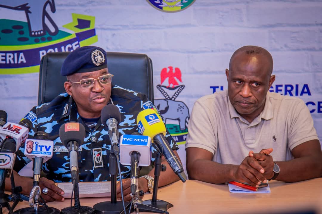 police-unveil-2nd-edition-of-awards-commendation.jpg