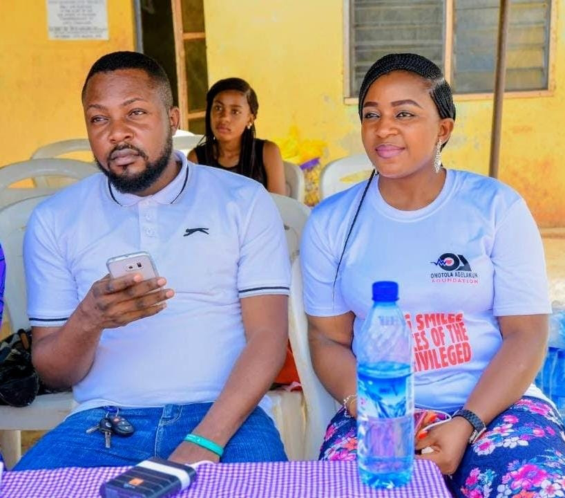the-yemiefash-others-dont-know-by-ewatomilola-owoeye.jpg