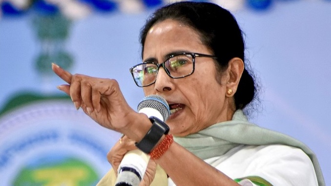 those-inciting-riots-are-enemies-of-bengal-centre-must-protect-borders-mamata-in-murshidabad.jpg