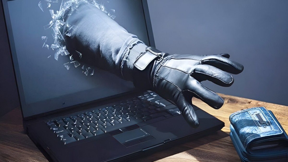two-cyber-fraudsters-held-after-faridabad-man-duped-of-over-rs-1-crore.jpg