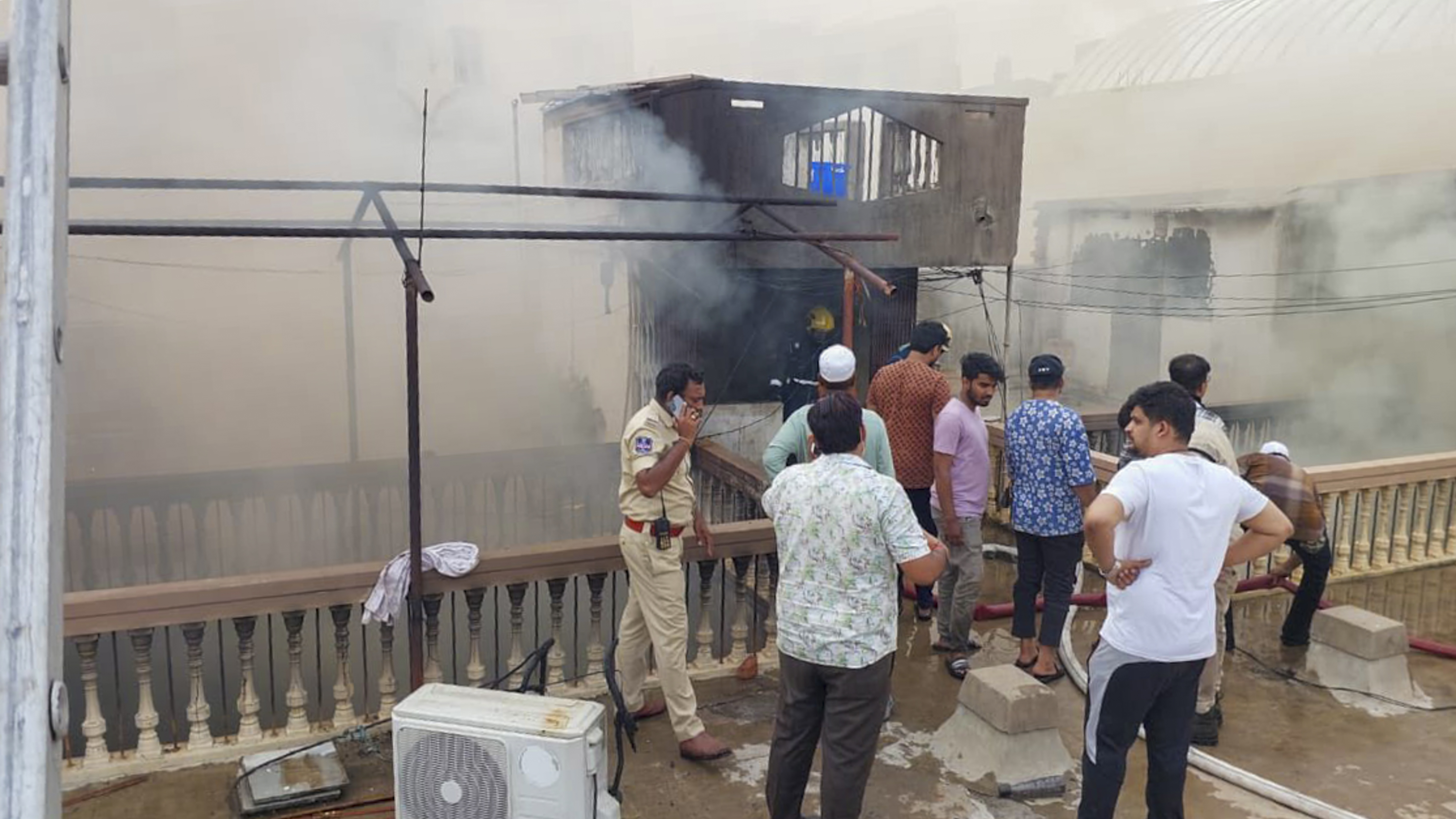 up-two-people-booked-for-raising-pakistan-zindabad-slogans-during-tiranga-yatra-in-agra.jpg
