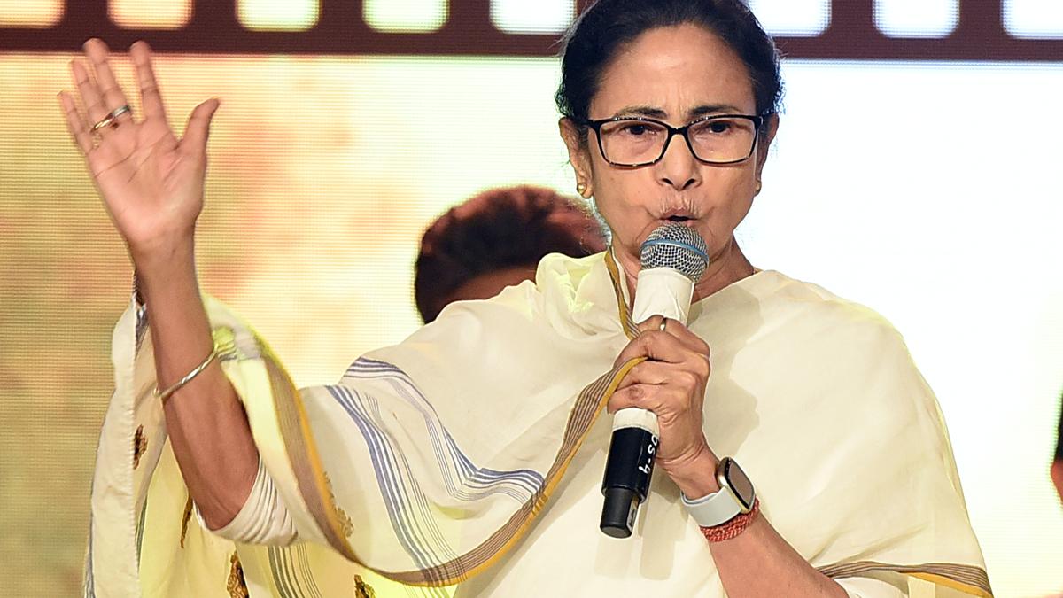 will-fight-shoulder-to-shoulder-against-terrorism-no-room-for-differences-mamata.jpg