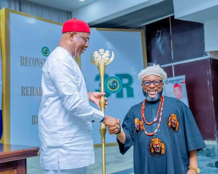 4th-estate-reporters-publisher-describes-hrm-eze-dr-amb-okwudiri-divine-nwandu-as-a-traditional-colossus.jpg