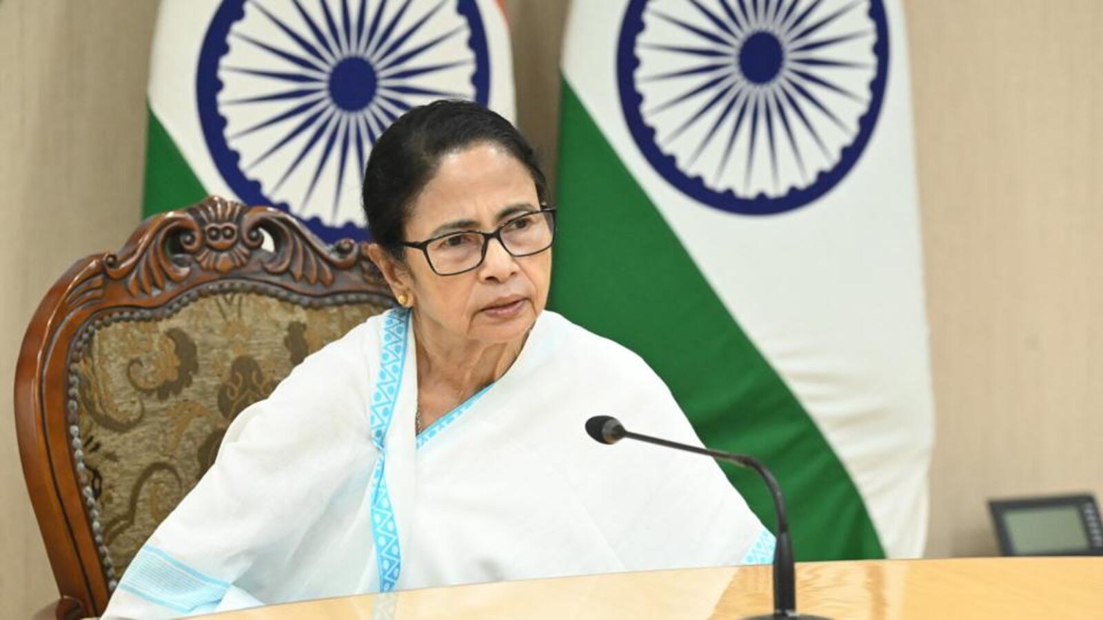 chief-minister-mamata-banerjee-holds-emergency-meeting-as-south-bengal-braces-for-severe-flooding.jpg