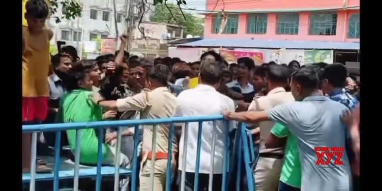 clashes-break-out-between-two-groups-in-bengals-maheshtala-police-attacked-vehicles-vandalised.jpg