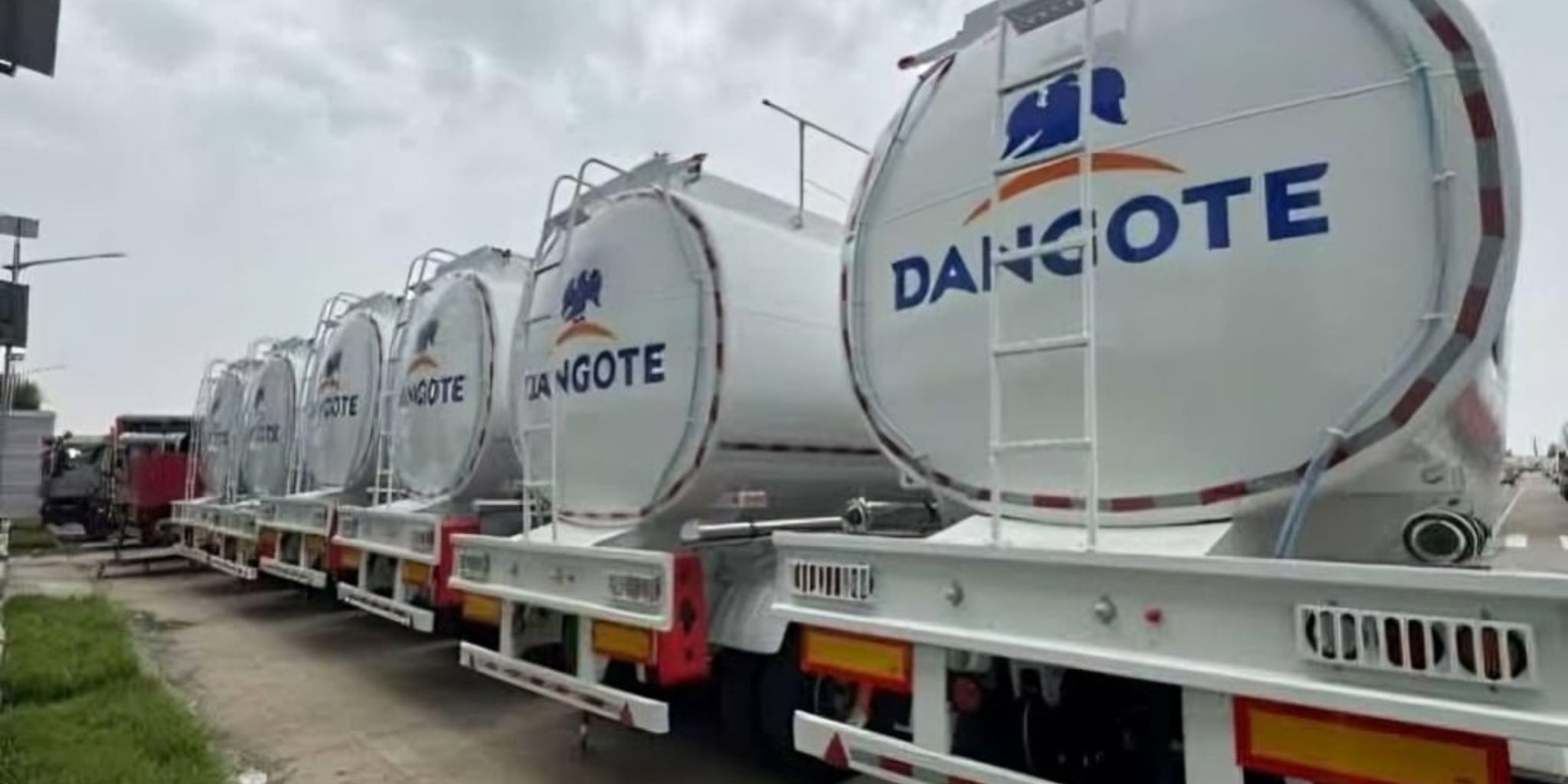 dangote-invests-n720bn-on-cng-trucks-to-save-nigerians-n1-7trn.jpg