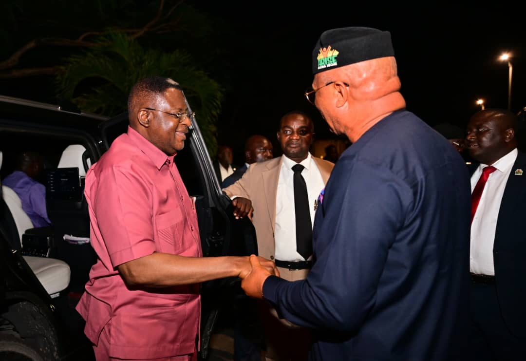 gov-otu-hails-akwa-ibom-counterpart-welcomes-him-to-apc.jpg
