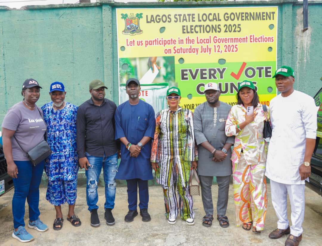 hon-segun-odunmbaku-leads-running-mate-councillorship-candidates-to-lasiec-for-credential-validation.jpg