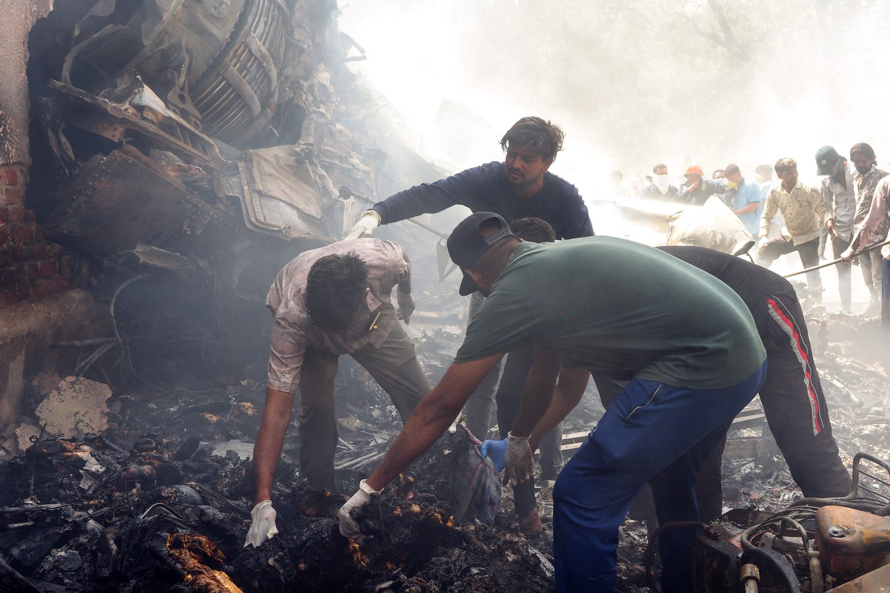 how-extracting-dna-from-teeth-could-help-in-faster-identification-of-air-india-crash-victims.jpg