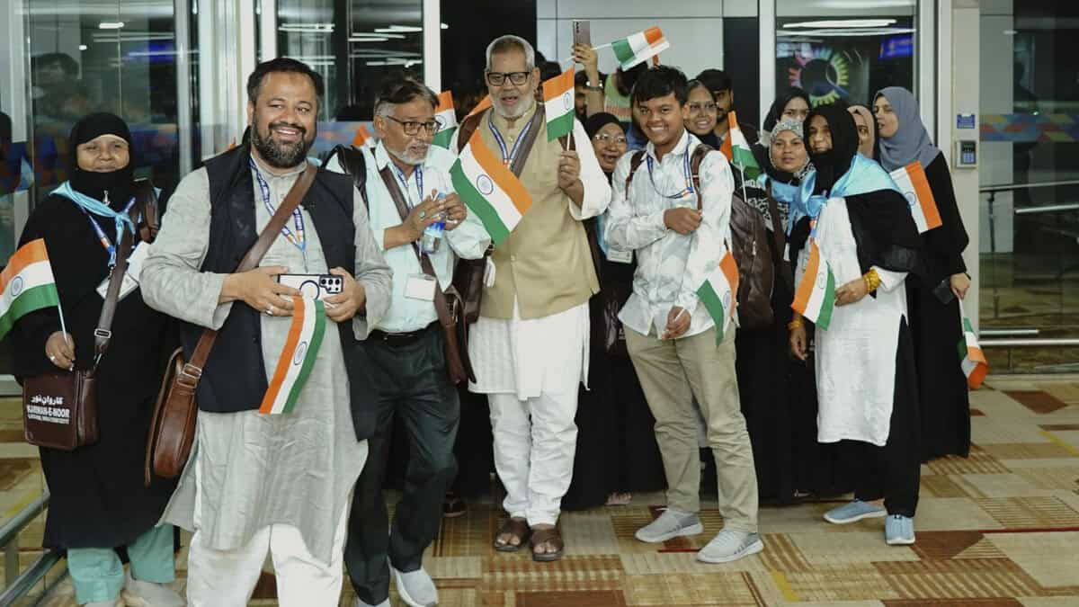 india-evacuates-over-3100-indians-from-iran-israel.jpg