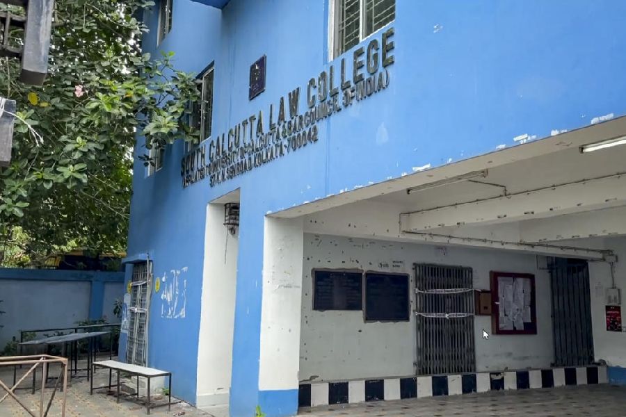 kolkata-police-form-5-member-sit-to-probe-into-law-college-student-gang-rape.jpg