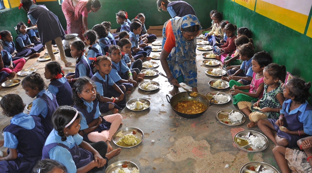 kolkata-school-goes-green-to-cook-midday-meals-for-students.jpg