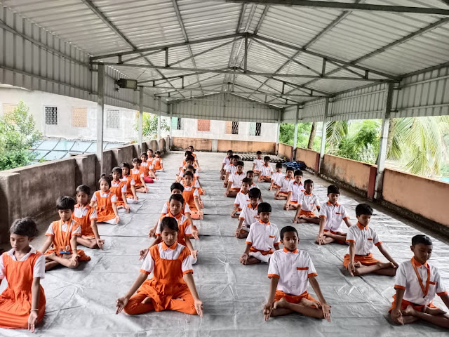 millions-celebrate-11th-international-yoga-day-across-india-with-pm-modi-leading-from-visakhapatnam.jpg