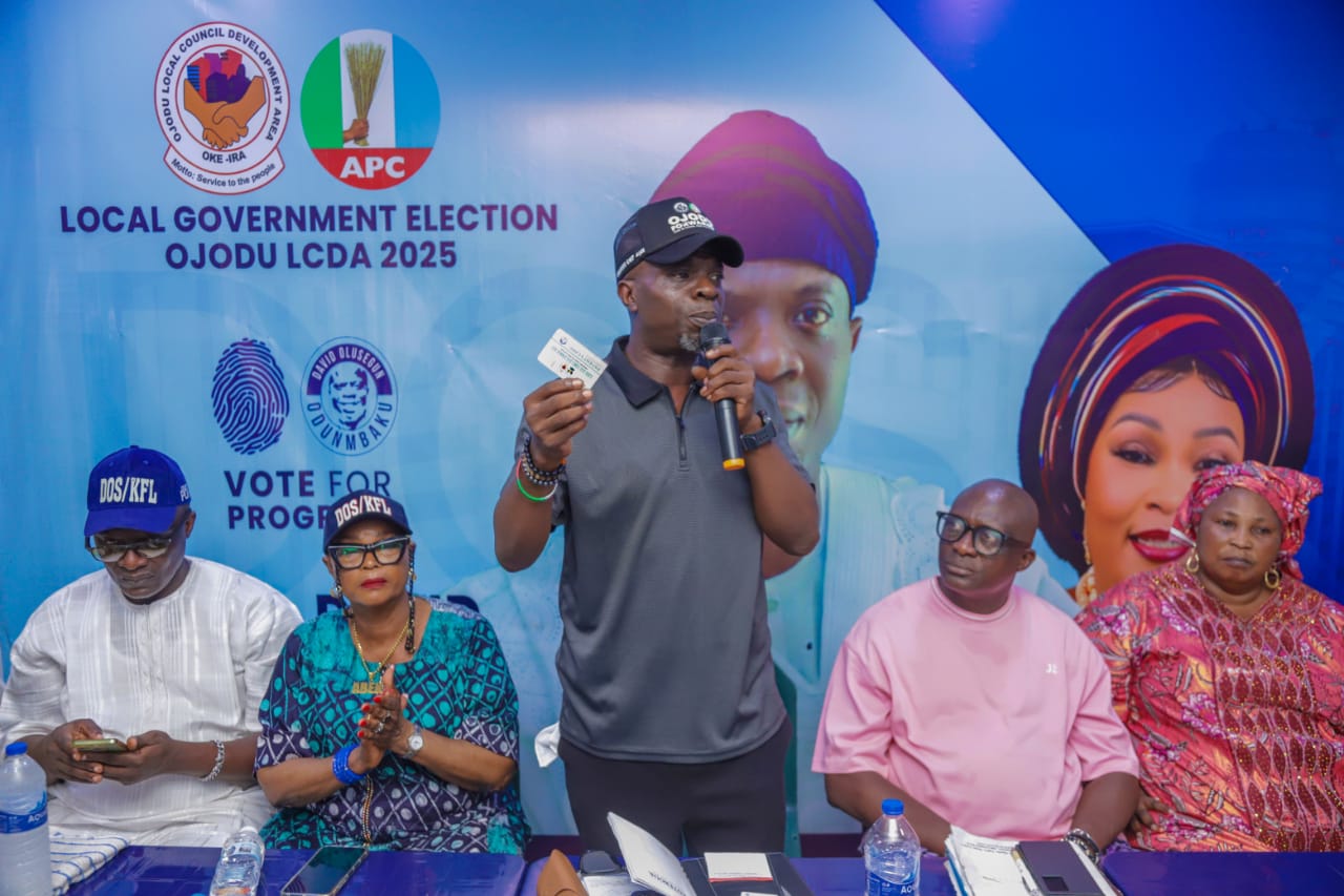 odunmbaku-layeni-engage-cdc-cda-religious-leaders-community-stakeholders-in-strategic-meeting-ahead-of-council-polls.jpg