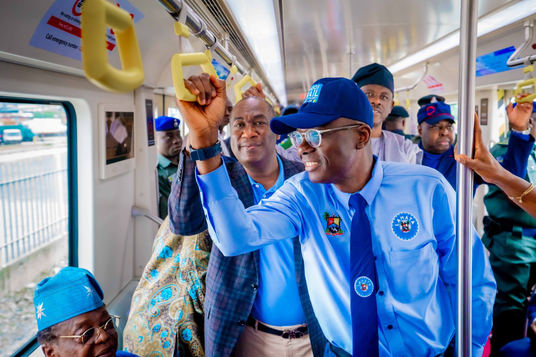 sanwo-olu-announces-arrival-of-new-coaches-for-blue-line-rail.jpg
