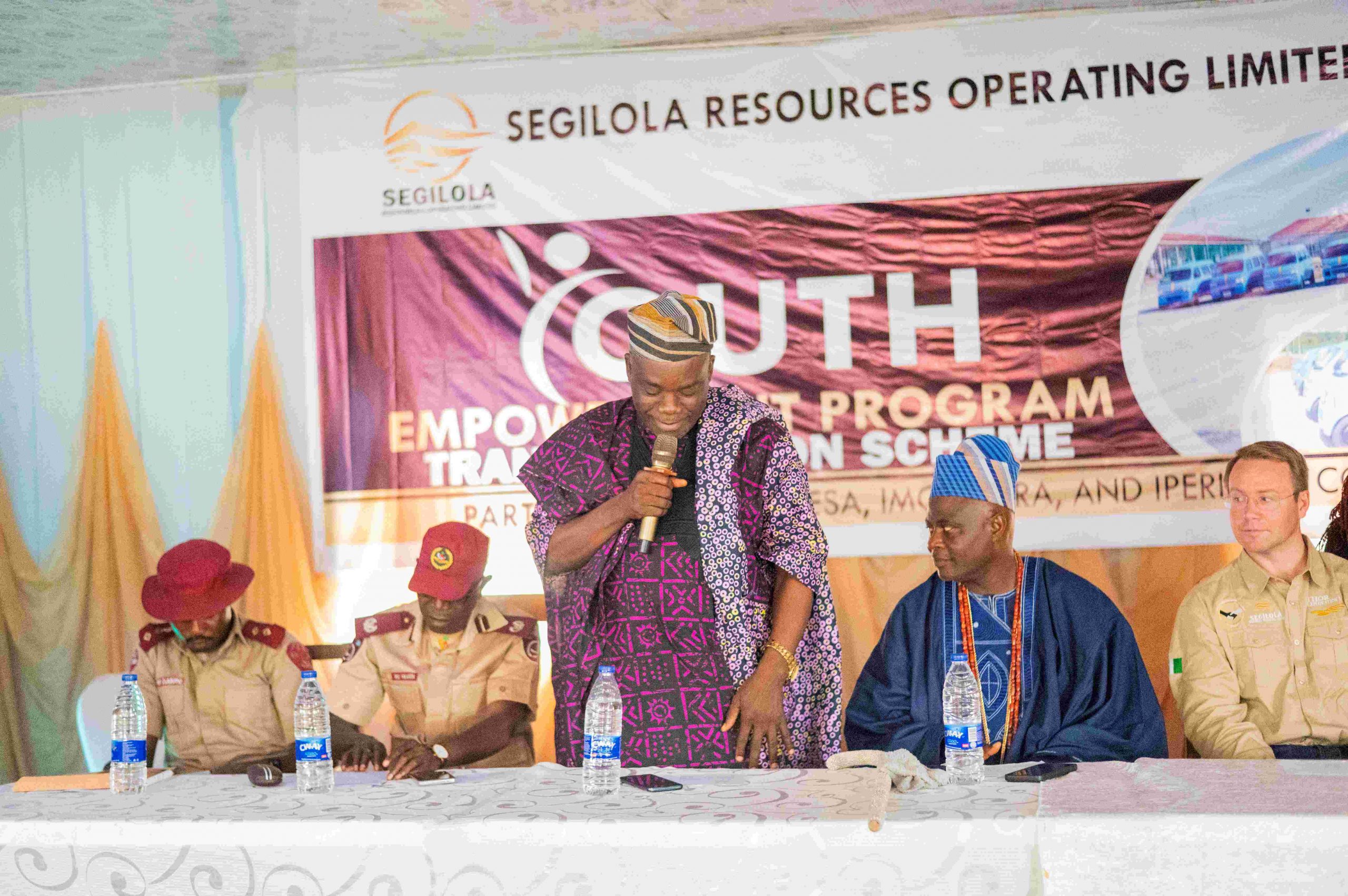 segilola-resources-commissions-new-palace-launches-youth-empowerment-scheme-in-osun-state.jpg