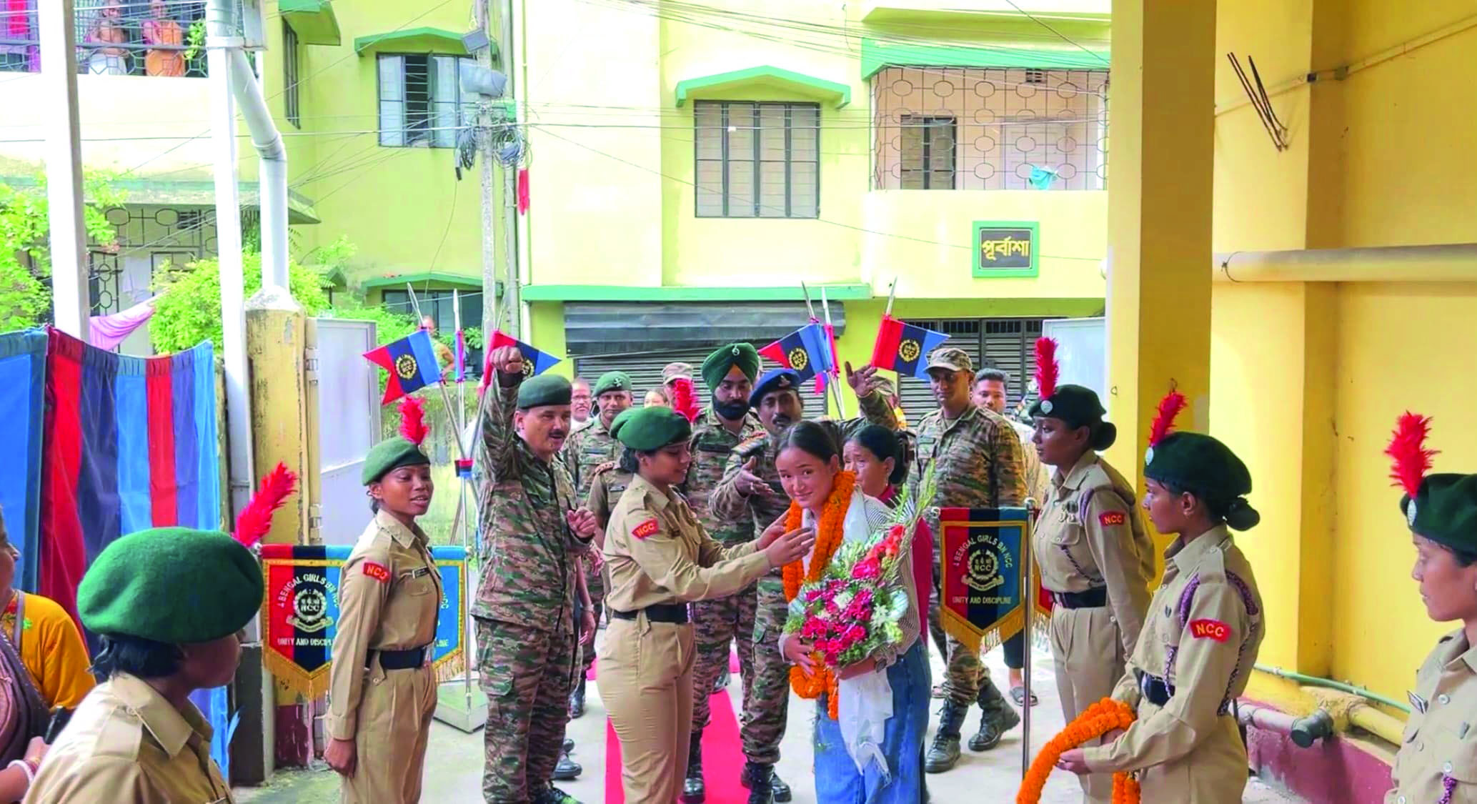 student-from-darjeeling-scales-everest-inspires-hills-with-grit-glory.jpg