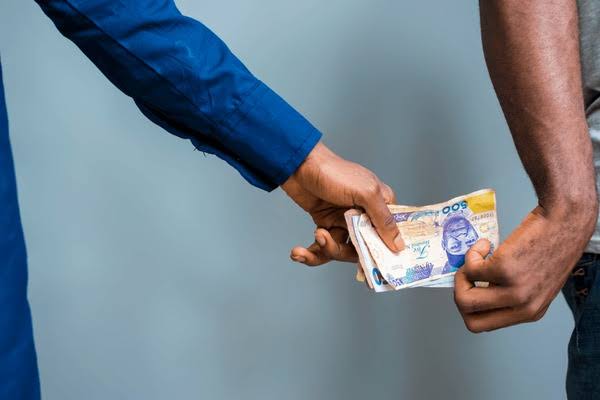 2-bible-verses-in-support-of-giving-bribe-to-police-for-dispute-settlement.jpg