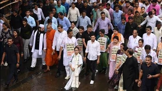 bengal-workers-being-harassed-under-directions-of-union-home-ministry.jpg