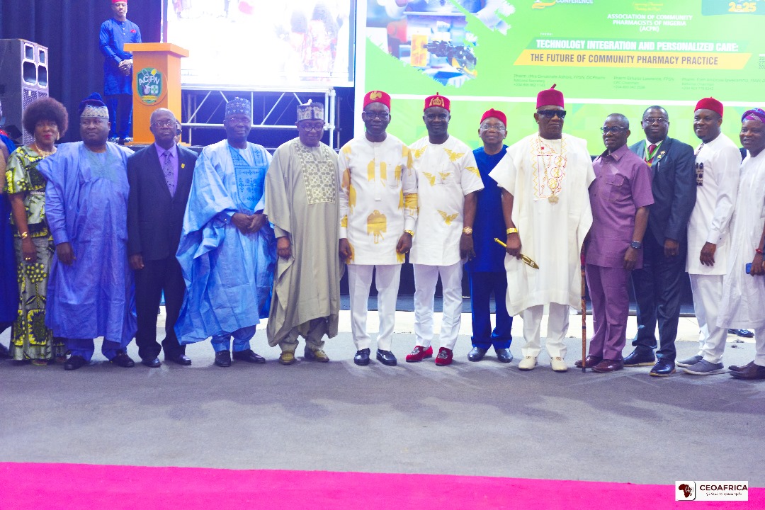 community-pharmacists-unite-to-embrace-digital-health-personalized-care.jpg