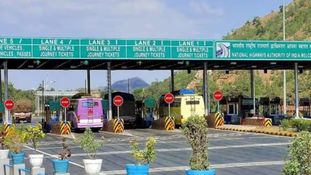 govt-reduces-toll-charges-by-up-to-50-on-national-highways-with-bridges-tunnels.jpg
