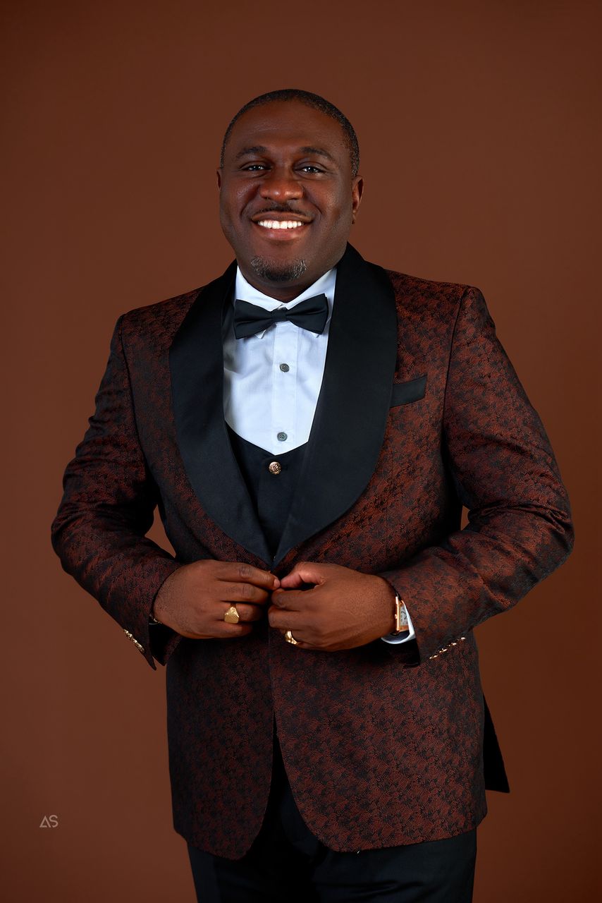 habeeb-okunola-crowned-lagos-state-man-of-the-year-2025.jpg